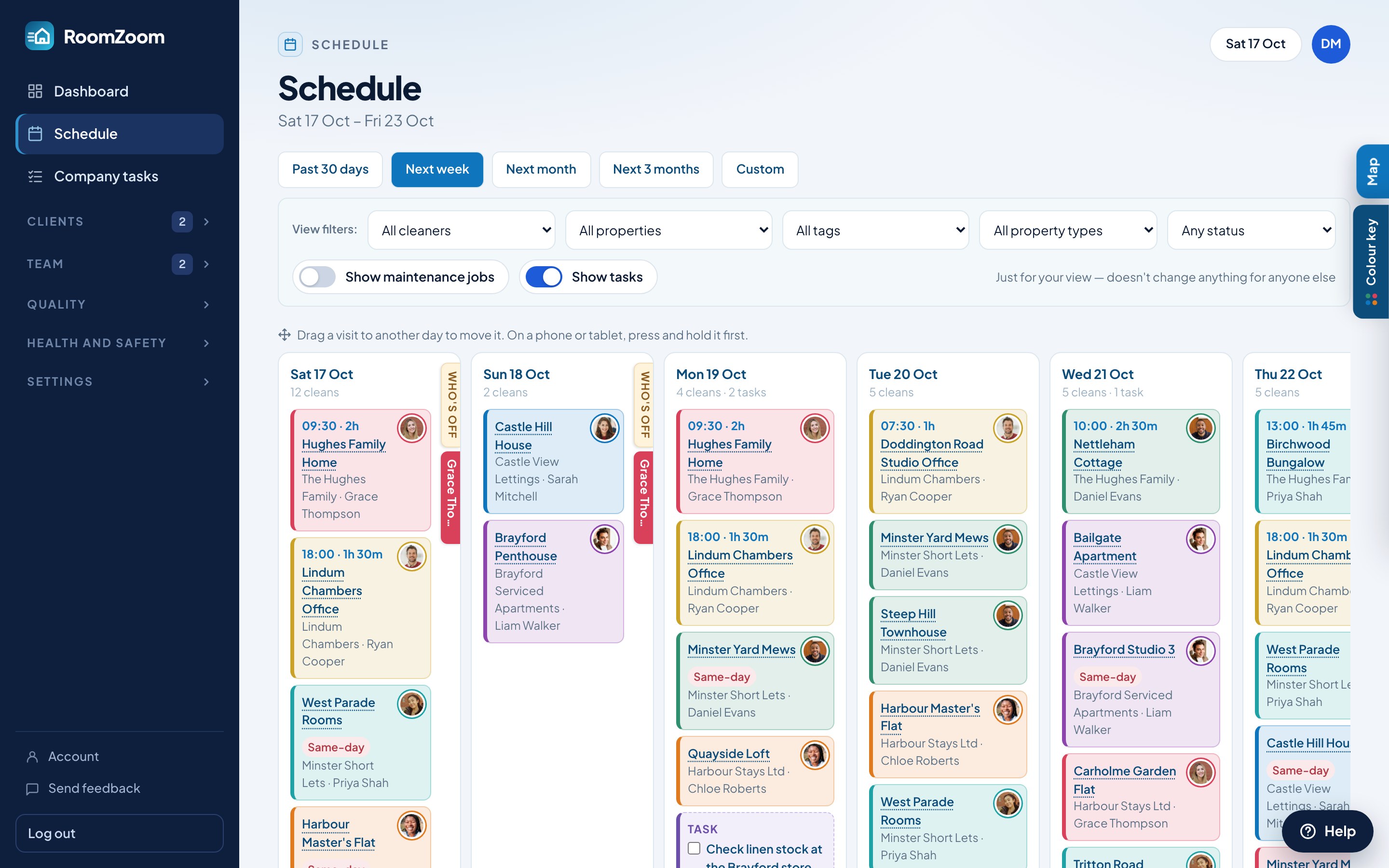 RoomZoom schedule filled from booking calendars